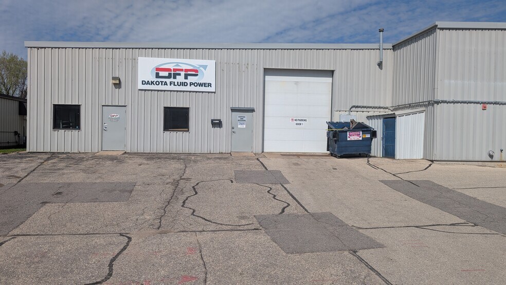 2721 Hemstock St, La Crosse, WI à vendre - Photo du bâtiment - Image 2 de 17