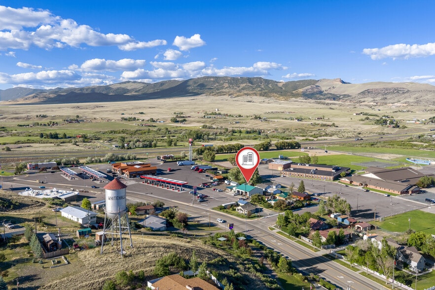 402 N Pyfer St, Whitehall, MT à vendre - Photo du bâtiment - Image 3 de 55