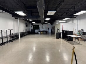 410 E Camp Wisdom Rd, Duncanville, TX for lease Interior Photo- Image 1 of 1