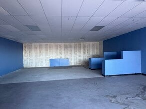 1262-1342 S Country Club Dr, Mesa, AZ à louer Photo intérieure- Image 2 de 2