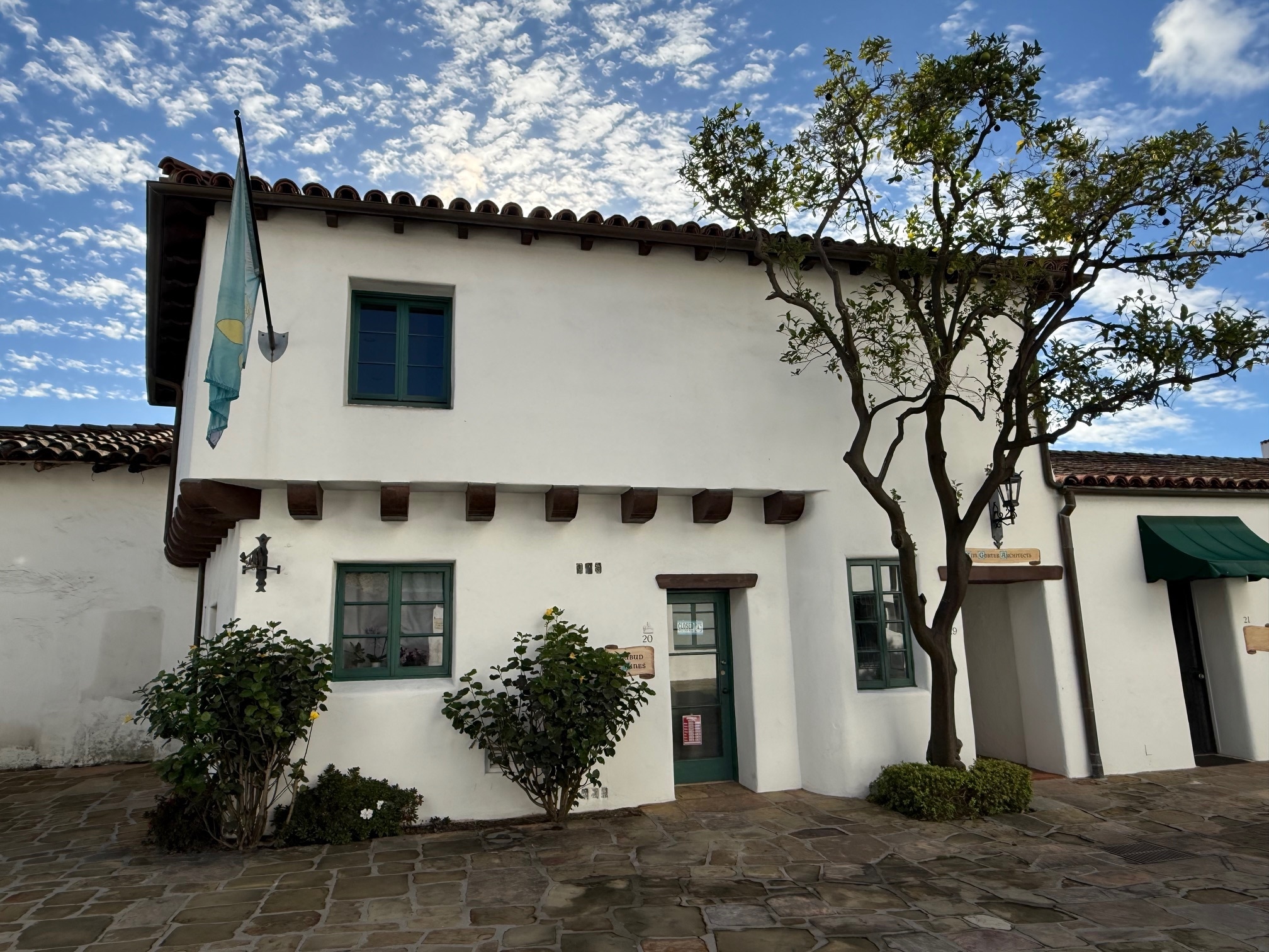 814 State St, Santa Barbara, CA for lease Interior Photo- Image 1 of 12