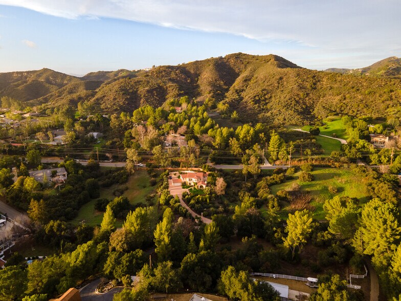 2175 Cold Canyon Rd, Calabasas, CA for sale - Building Photo - Image 2 of 96