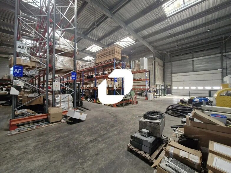 Flex in Bussy-Saint-Martin for sale - Interior Photo - Image 1 of 11