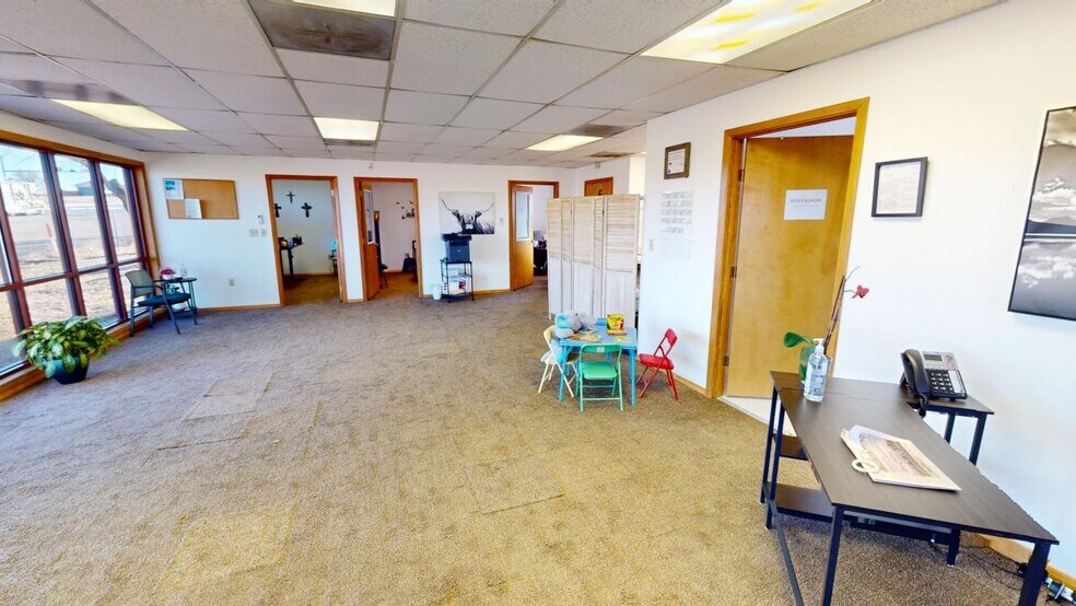 1743 Grand Ave, Las Vegas, NM à vendre - Photo du bâtiment - Image 2 de 9