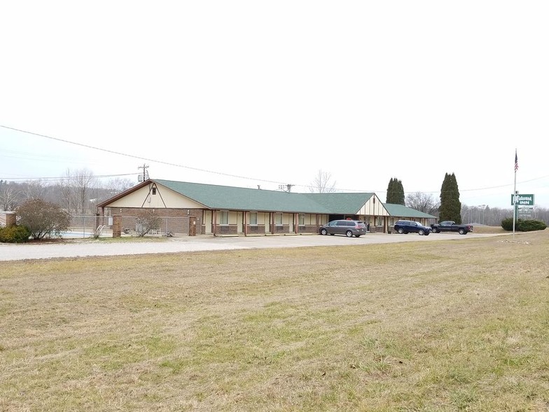 1917 W Main St, Paoli, IN for sale - Primary Photo - Image 1 of 1