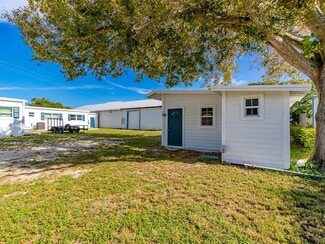 More details for 1708 Old Dixie Hwy, Vero Beach, FL - Retail for Sale