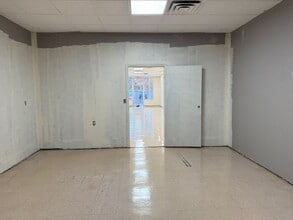 290 Rt. 57, Phoenix, NY for lease Interior Photo- Image 2 of 3