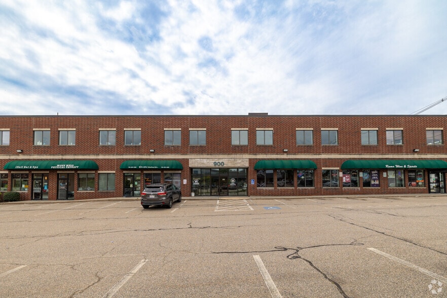 898-900 Washington St, Norwood, MA for lease - Building Photo - Image 2 of 7