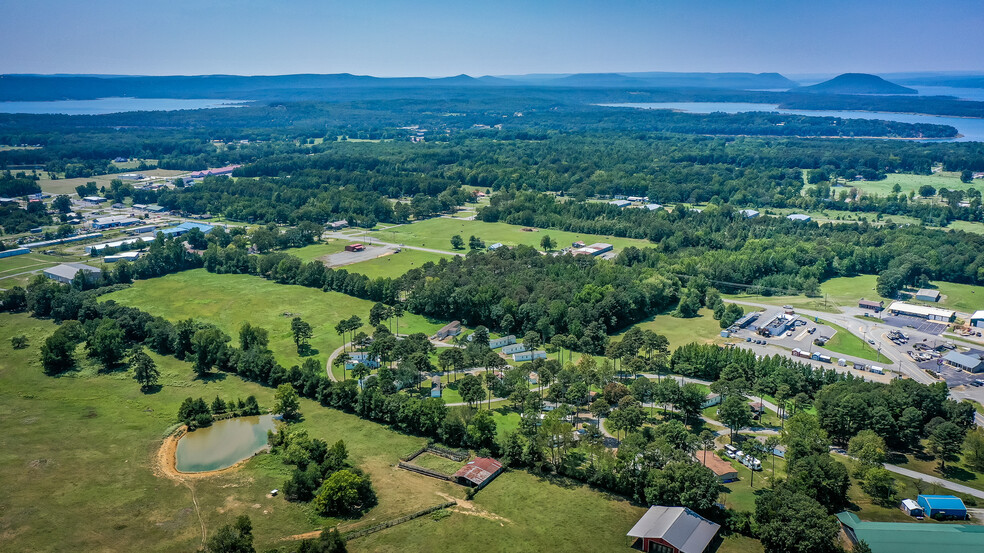 Hwy 92 E., Greers Ferry, AR for sale - Primary Photo - Image 1 of 11