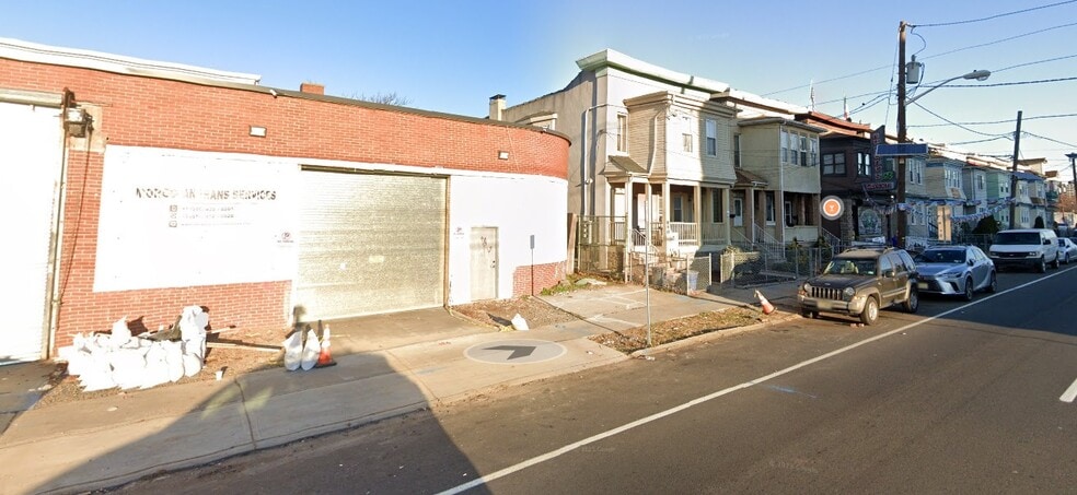 828 Newark Ave, Elizabeth, NJ for lease - Building Photo - Image 2 of 17