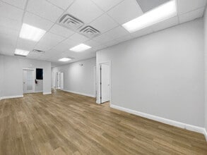 2901 NW 62nd St, Fort Lauderdale, FL à louer Photo intérieure- Image 1 de 9