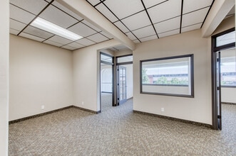 776 E Shaw Ave, Fresno, CA for lease Interior Photo- Image 1 of 5