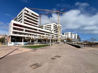 Plus de détails pour Multi-résidentiel à vendre