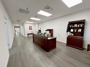 204 Red Rd, McMinnville, TN à vendre Photo intérieure- Image 2 de 10