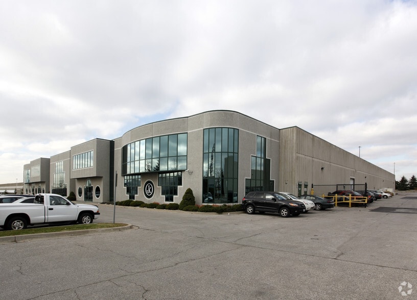 106 Aviva Park Dr, Vaughan, ON for lease - Building Photo - Image 2 of 5