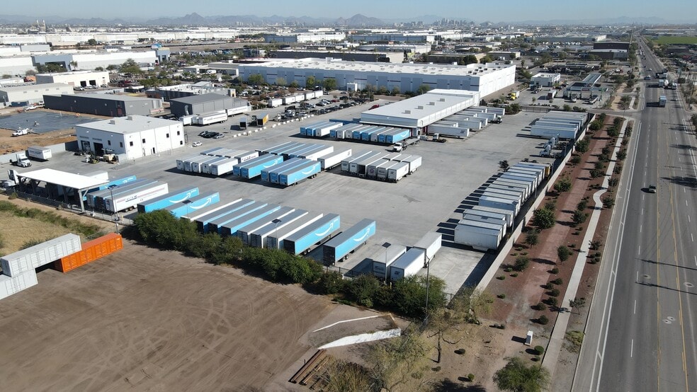 2700 S 52nd Ave, Phoenix, AZ for lease - Building Photo - Image 3 of 6