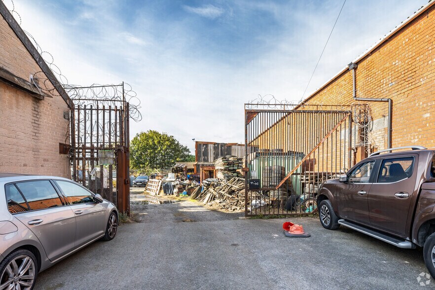 97 Rimrose Rd, Bootle à vendre - Photo du bâtiment - Image 2 de 2