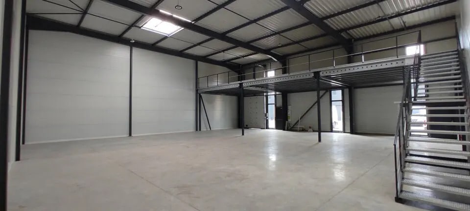 Local d'activités dans Villefontaine à vendre - Photo intérieure - Image 3 de 10