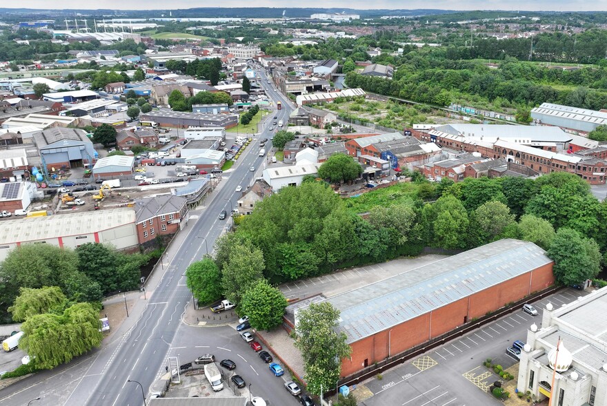 90 Warren St, Sheffield à louer - Photo du bâtiment - Image 3 de 4