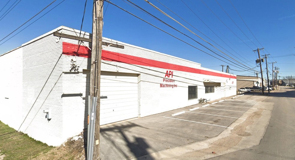 617 W Commerce St, Dallas, TX for lease - Primary Photo - Image 1 of 8