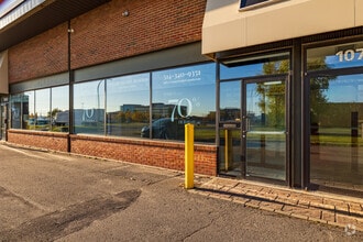 1050-1070 Rue Beaulac, Montréal, QC for lease Building Photo- Image 2 of 9