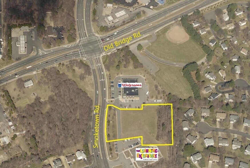 12611 Smoketown Rd, Woodbridge, VA à vendre - Photo du bâtiment - Image 1 de 4