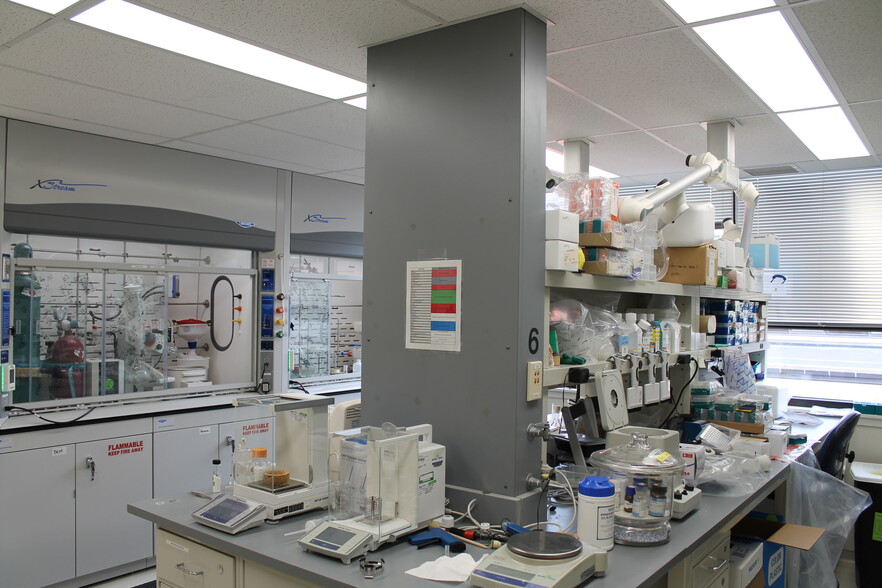 4 Science Park, New Haven, CT for lease - Interior Photo - Image 2 of 5