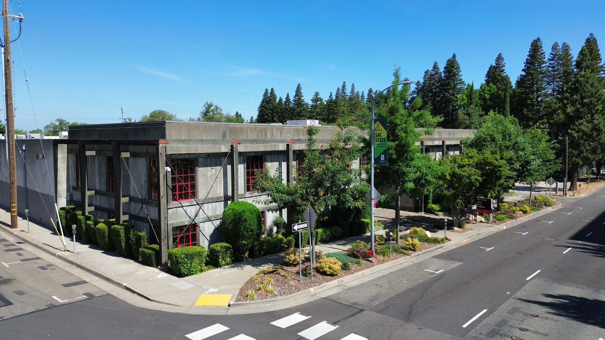 1718-1722 3rd St, Sacramento, CA for lease Building Photo- Image 1 of 12