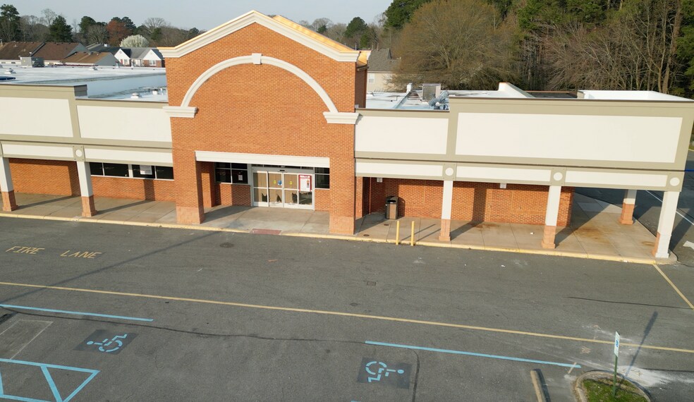 324-348 S Battlefield Blvd, Chesapeake, VA for lease - Building Photo - Image 2 of 6