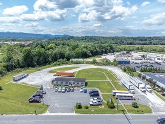 Plus de détails pour 5077 Hendersonville Rd, Fletcher, NC - Industriel à louer