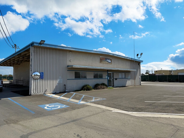 380 Lawson Rd, Bakersfield, CA for lease - Building Photo - Image 2 of 7