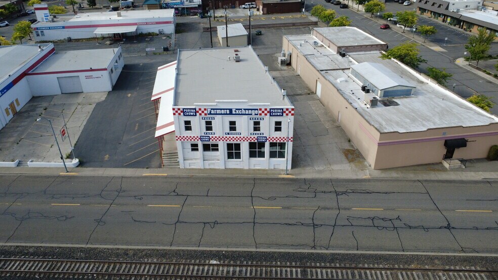 215 W Canal Dr, Kennewick, WA for sale - Primary Photo - Image 1 of 9