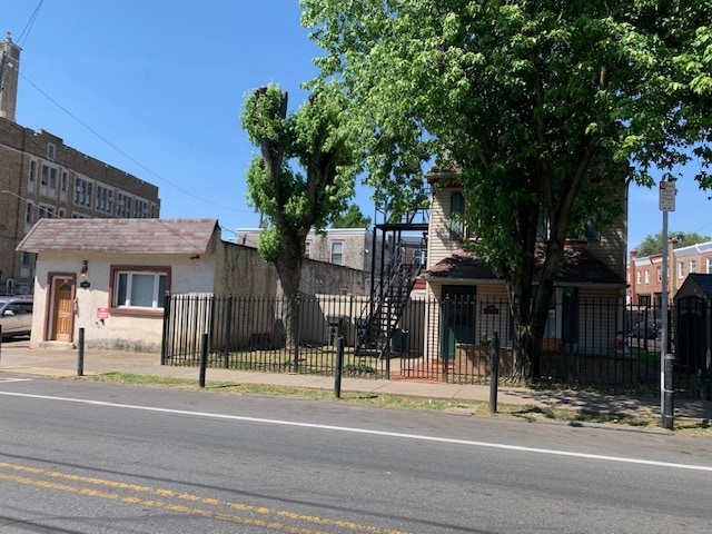 1750-1754 Bridge St, Philadelphia, PA for sale - Building Photo - Image 3 of 11