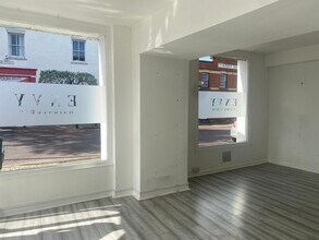 46 West St, Leominster for lease Interior Photo- Image 2 of 5