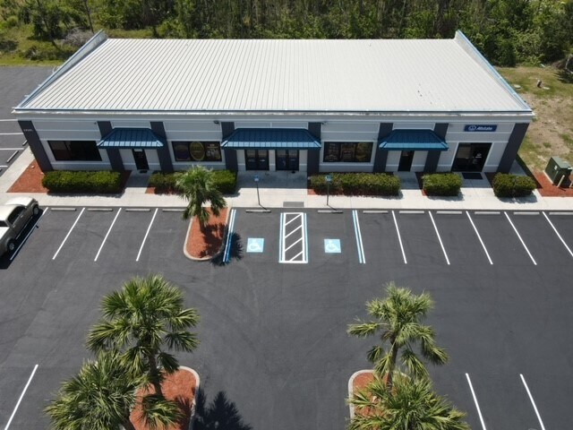 29291 Tribune Blvd, Punta Gorda, FL à vendre - Photo du bâtiment - Image 2 de 9