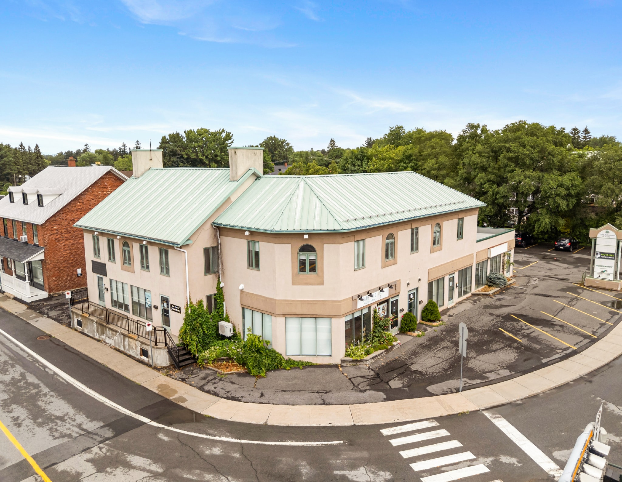 100-108 Boul Richelieu, Richelieu, QC à louer Photo du bâtiment- Image 1 de 10