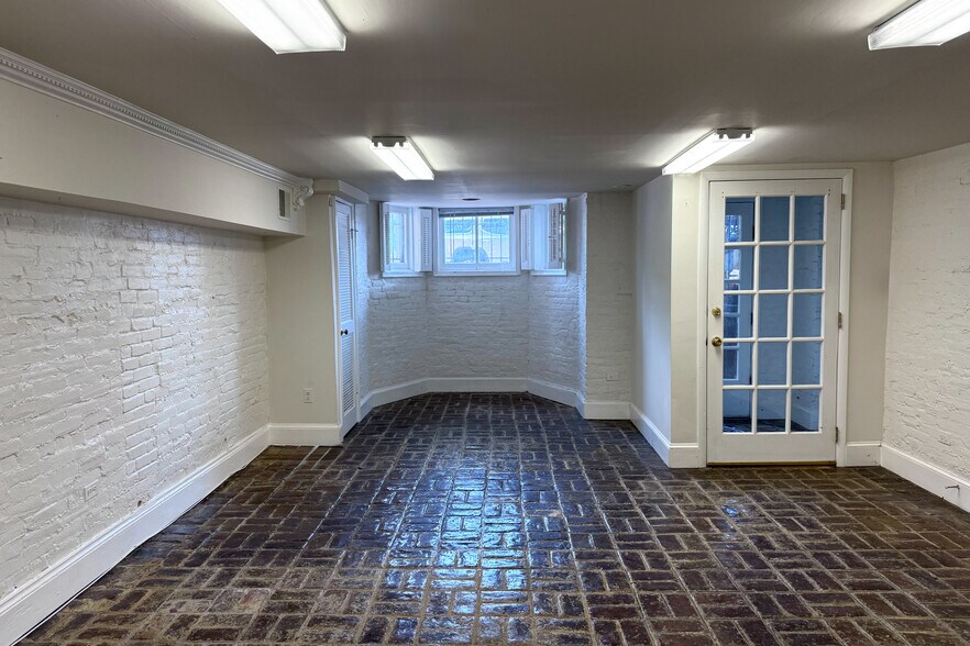 908 Pennsylvania SE, Washington, DC à louer - Photo du bâtiment - Image 2 de 2