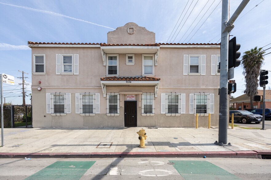 9124 S Broadway, Los Angeles, CA à vendre - Photo du bâtiment - Image 3 de 9