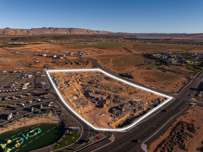 Sand Hollow Drive and Bash Parkway, Hurricane, UT à vendre - Photo du bâtiment - Image 2 de 5