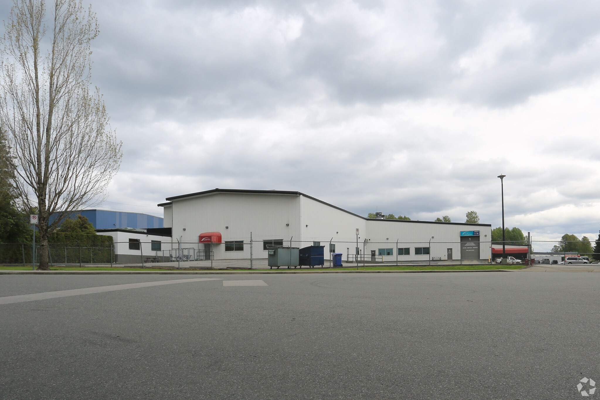 4242 Phillips Ave, Burnaby, BC for lease Building Photo- Image 1 of 8
