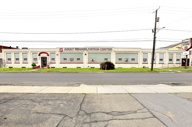 Plus de détails pour 325 Court St – à vendre, Binghamton, NY