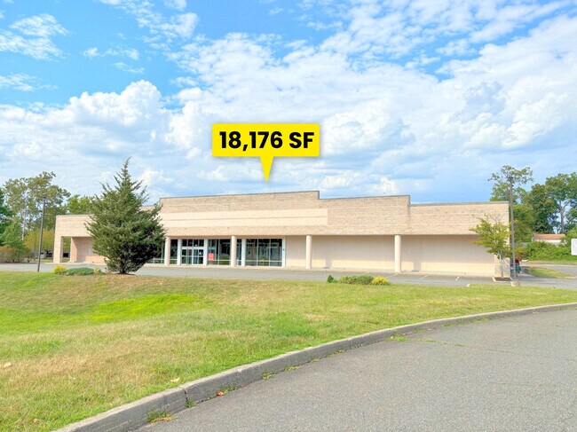 Plus de détails pour 620 W Mount Pleasant Ave, Livingston, NJ - Commerce de détail à louer