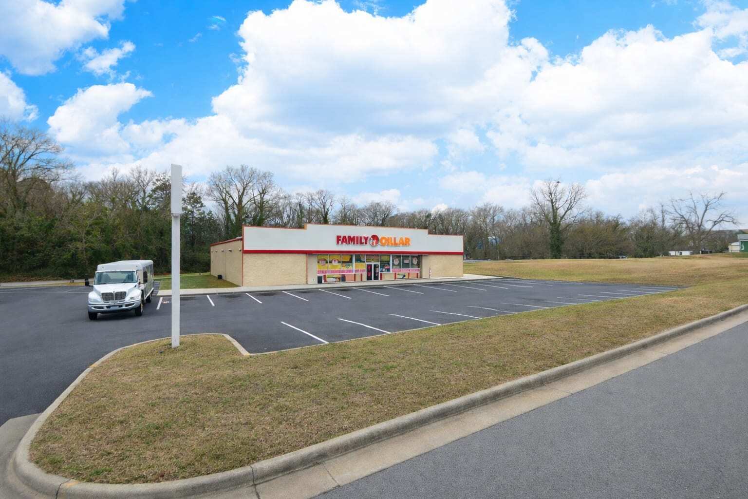 210 E 2nd St, Weldon, NC for lease Primary Photo- Image 1 of 4