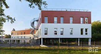 Plus de détails pour 5 Allée Des Musardises, Le Haillan - Bureau à louer