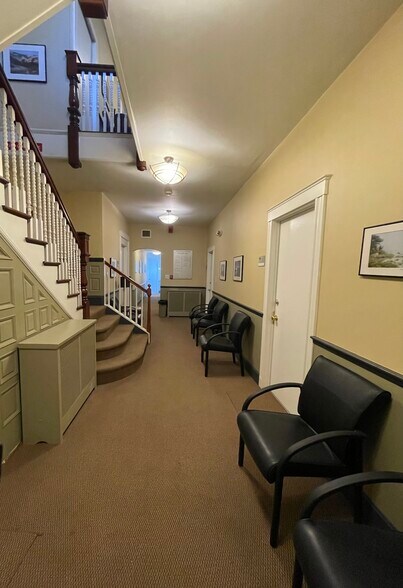 94 Pleasant St, Arlington, MA à louer - Photo intérieure - Image 3 de 3