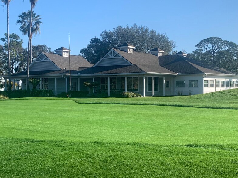 3455 E Fairway Vista Dr, Avon Park, FL à vendre - Photo du bâtiment - Image 3 de 16