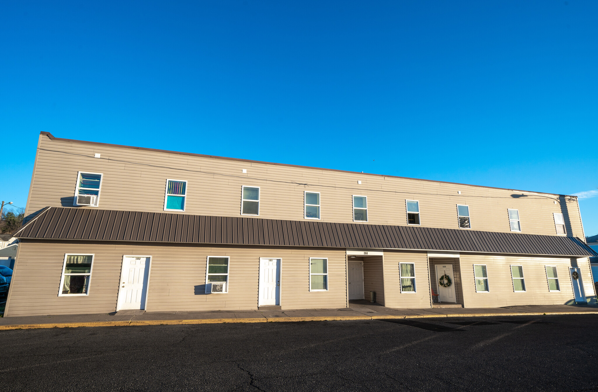 260 N Commerce Ave, Waynesboro, VA for sale Building Photo- Image 1 of 1