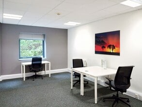 Crab Apple Way, Evesham for lease Interior Photo- Image 2 of 9