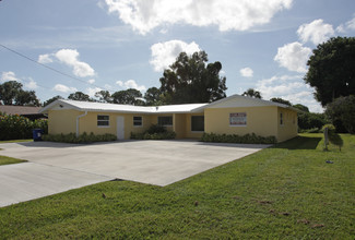 More details for 5460 Bayshore Rd, North Fort Myers, FL - Office for Sale