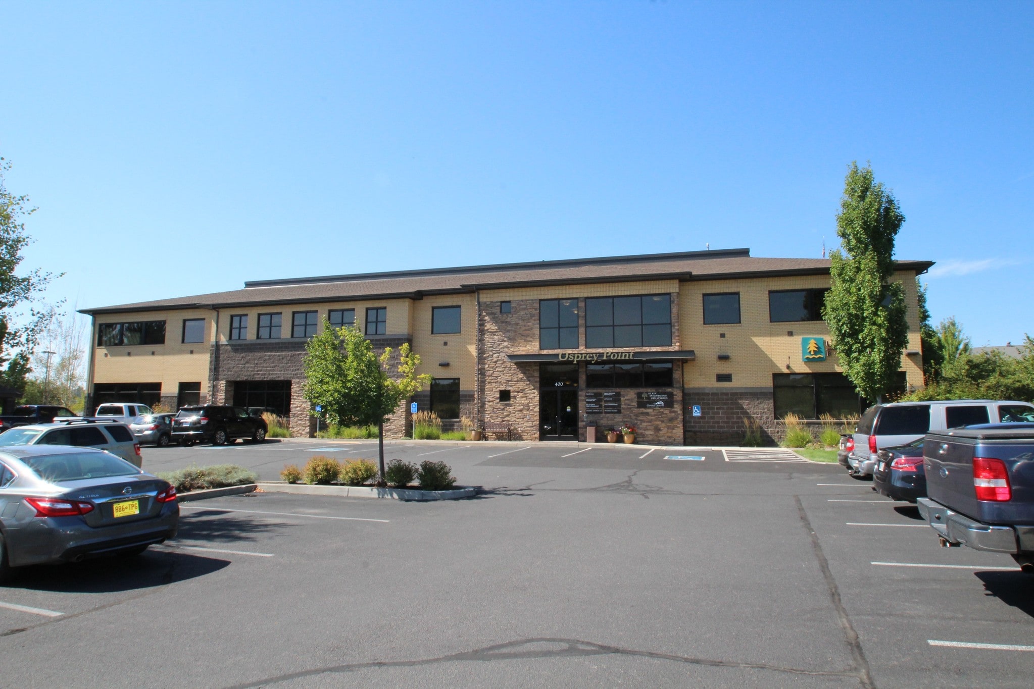 400 SW Bluff Dr, Bend, OR for lease Primary Photo- Image 1 of 15